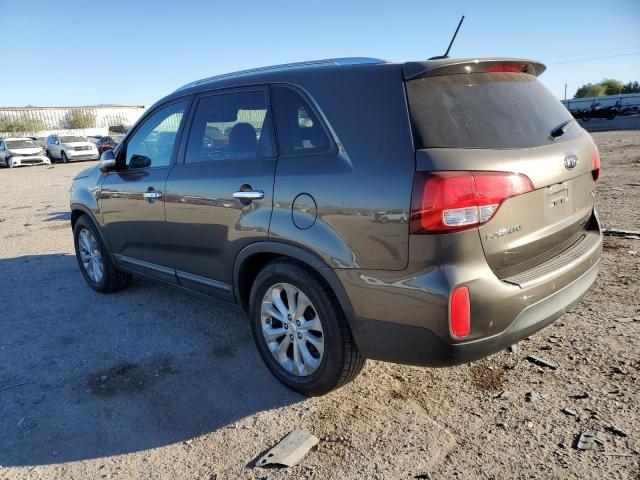 Photo 2 from auction – 2014 KIA SORENTO EX with VIN 5XYKU4A74EG432270