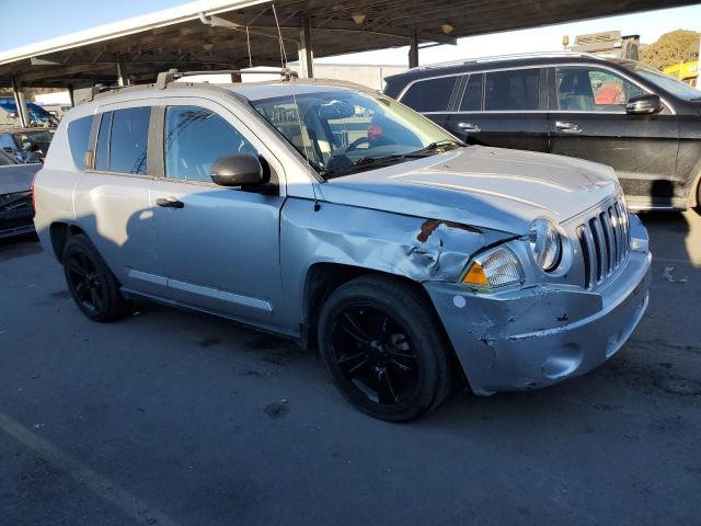 Photo 4 from auction – 2007 JEEP COMPASS LI with VIN 1J8FT57W87D171678