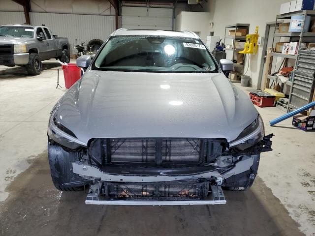 Photo 5 from auction – 2023 VOLVO XC60 PLUS with VIN YV4L12RN3P1192942