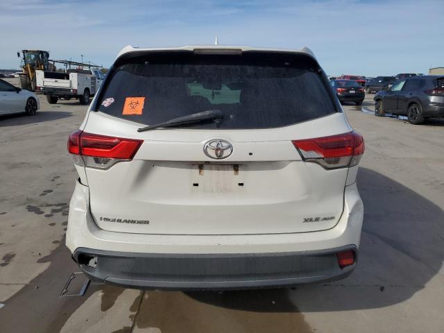 Photo 6 from auction – 2017 TOYOTA HIGHLANDER with VIN 5TDJZRFH2HS512590