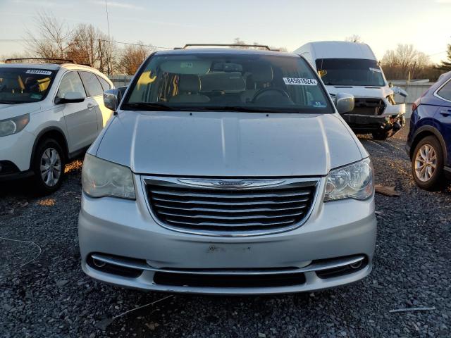 Photo 5 from auction – 2011 CHRYSLER TOWN AND C with VIN 2A4RR8DG6BR610877