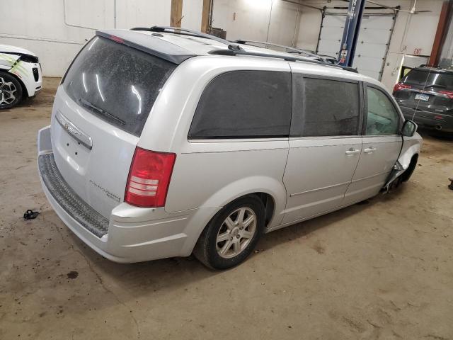 Photo 3 from auction – 2010 CHRYSLER TOWN & COU with VIN 2A4RR5D19AR463804