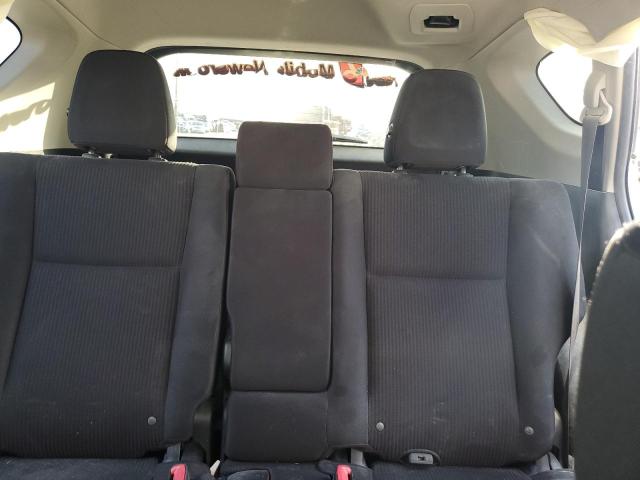 Photo 10 from auction – 2015 TOYOTA RAV4 LE with VIN JTMBFREV7FJ013671