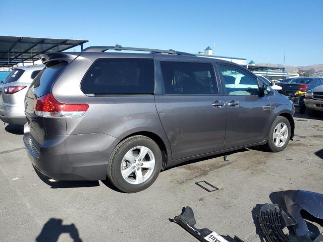 Photo 3 from auction – 2014 TOYOTA SIENNA LE with VIN 5TDKK3DCXES425349
