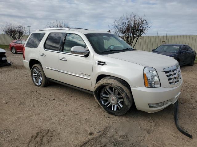 Photo 4 from auction – 2011 CADILLAC ESCALADE P with VIN 1GYS4CEF4BR299657