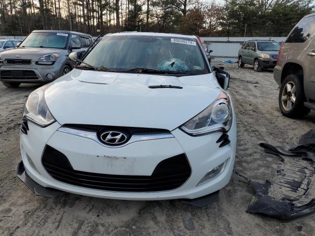 Photo 5 from auction – 2015 HYUNDAI VELOSTER with VIN KMHTC6AD7FU225361