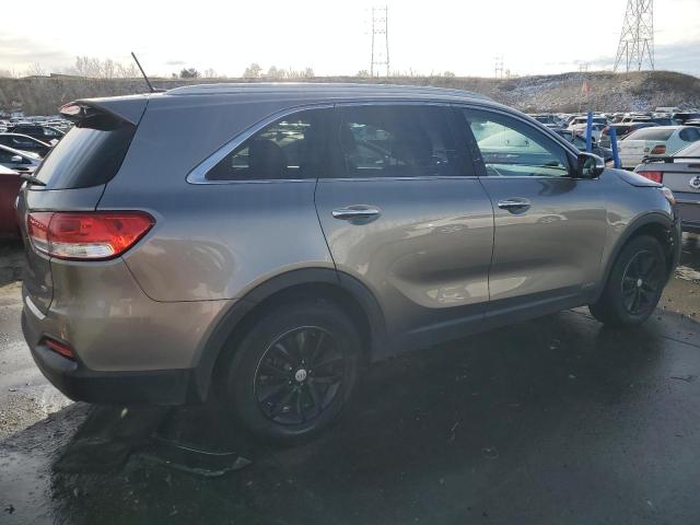 Photo 3 from auction – 2017 KIA SORENTO LX with VIN 5XYPGDA38HG300448