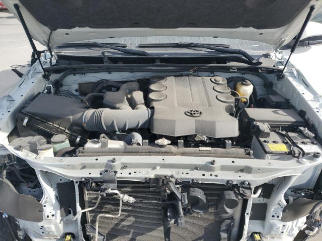 Photo 12 from auction – 2022 TOYOTA 4RUNNER SR with VIN JTEFU5JR8N5268051