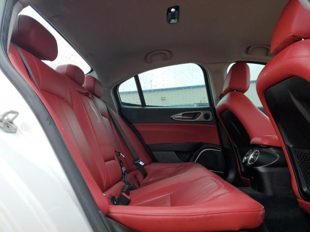 Photo 10 from auction – 2018 ALFA ROMEO GIULIA with VIN ZARFAEBN3J7591484