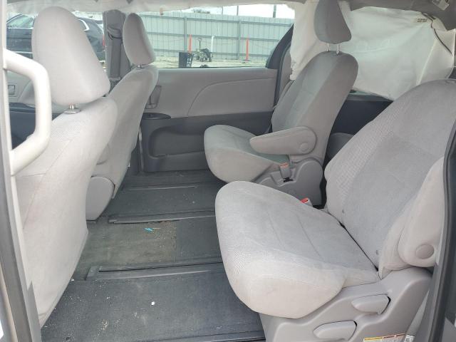 Photo 11 from auction – 2017 TOYOTA SIENNA with VIN 5TDZZ3DC0HS863800