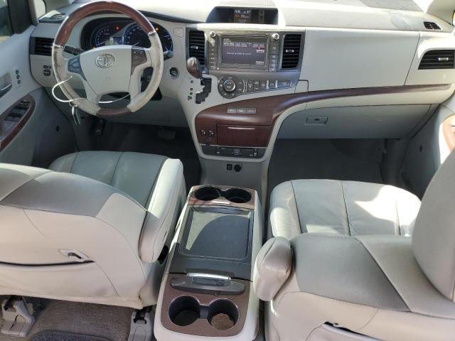 Photo 8 from auction – 2011 TOYOTA SIENNA XLE with VIN 5TDYK3DC9BS040225
