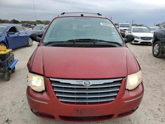 Photo 5 from auction – 2005 CHRYSLER TOWN & COU with VIN 2C8GP64L65R538473