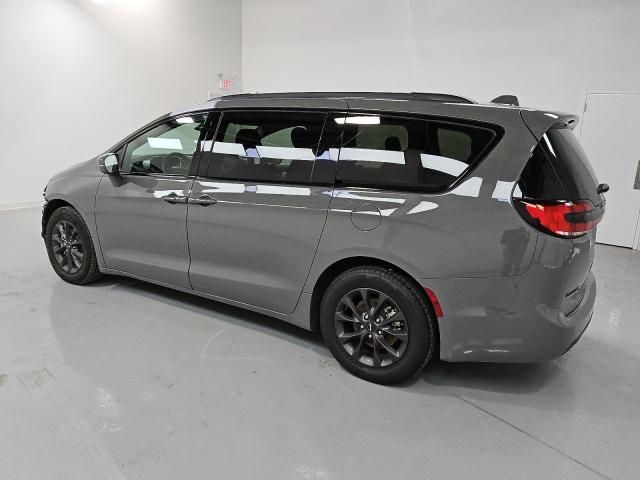 Фото 2 с аукциона – 2022 CHRYSLER PACIFICA T с VIN 2C4RC1FGXNR101844