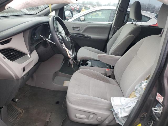 Photo 7 from auction – 2018 TOYOTA SIENNA LE with VIN 5TDKZ3DC1JS941475