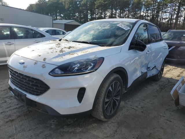 FORD ESCAPE SE 2022 with VIN 1FMCU0G6XNUB17575 - Photo from auction