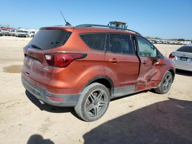 Photo 3 from auction – 2019 FORD ESCAPE SEL with VIN 1FMCU0HD6KUA20883