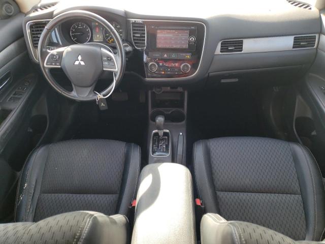 Photo 8 from auction – 2015 MITSUBISHI OUTLANDER with VIN JA4AD3A38FZ013497