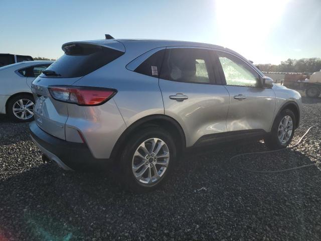 Photo 3 from auction – 2020 FORD ESCAPE SE with VIN 1FMCU0G69LUA73517