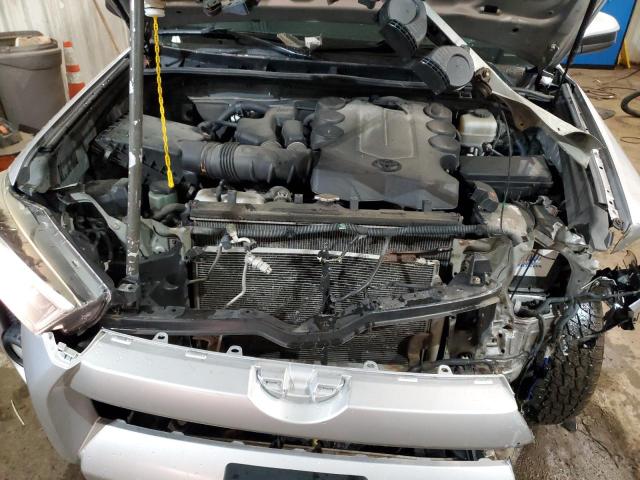 Photo 12 from auction – 2014 TOYOTA 4RUNNER SR with VIN JTEBU5JR1E5187696