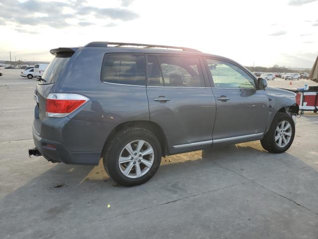 Photo 3 from auction – 2011 TOYOTA HIGHLANDER with VIN 5TDBK3EH6BS046869