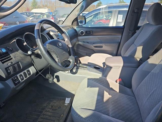 Photo 5 from auction – 2011 TOYOTA TACOMA DOU with VIN 3TMLU4EN9BM062638