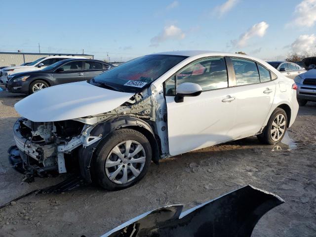 TOYOTA COROLLA LE 2020 with VIN 5YFEPRAE4LP021153 - Photo from auction