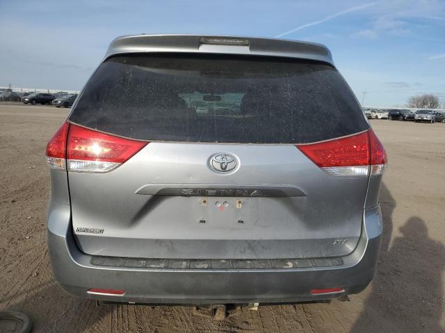 Photo 6 from auction – 2011 TOYOTA SIENNA XLE with VIN 5TDYK3DC9BS169873