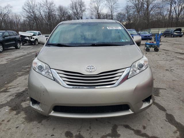 Photo 5 from auction – 2017 TOYOTA SIENNA LE with VIN 5TDKZ3DC3HS821493