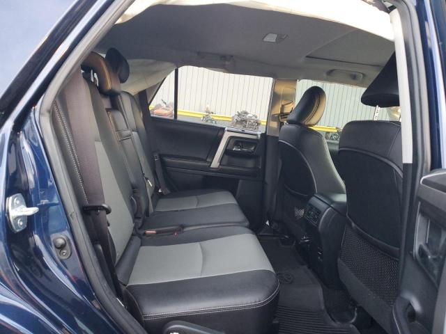Photo 10 from auction – 2018 TOYOTA 4RUNNER SR with VIN JTEBU5JRXJ5546585
