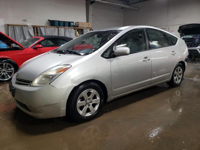 TOYOTA PRIUS 2004 with VIN JTDKB20U740110678 - Photo from auction