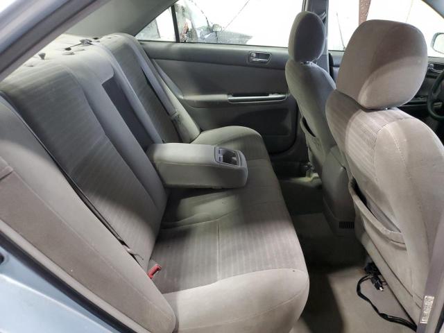 Photo 10 from auction – 2005 TOYOTA CAMRY LE with VIN 4T1BE32K35U970401