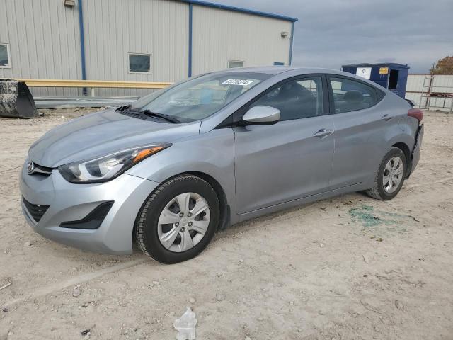 HYUNDAI ELANTRA SE 2016 with VIN 5NPDH4AE8GH777423 - Photo from auction