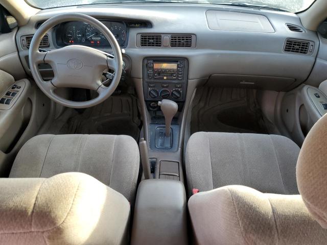 Photo 8 from auction – 2001 TOYOTA CAMRY LE with VIN 4T1BF22K61U961015