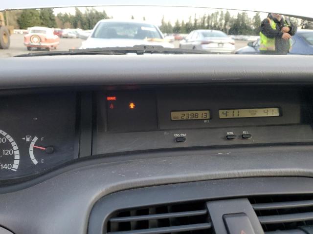 Photo 9 from auction – 2002 TOYOTA AVALON XL with VIN 4T1BF28BX2U248028