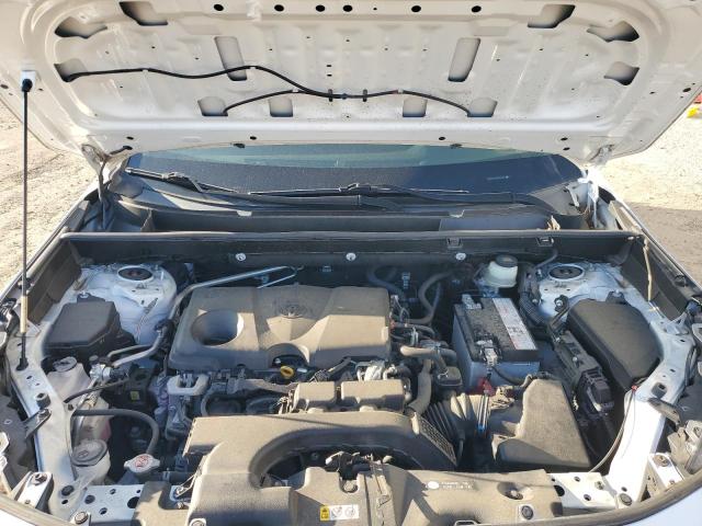 Photo 12 from auction – 2019 TOYOTA RAV4 LE with VIN JTMH1RFV3KD513651