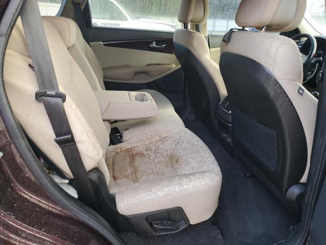 Photo 11 from auction – 2016 KIA SORENTO LX with VIN 5XYPG4A32GG058481