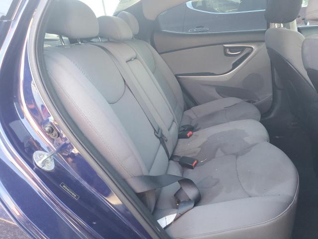Photo 10 from auction – 2012 HYUNDAI ELANTRA GL with VIN 5NPDH4AE9CH148196