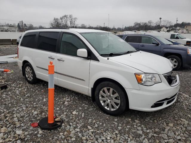 Photo 4 from auction – 2015 CHRYSLER TOWN & COU with VIN 2C4RC1BG8FR583303