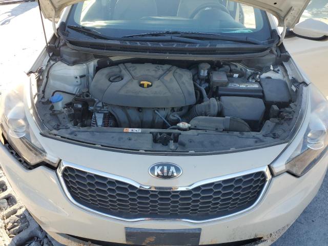 Photo 11 from auction – 2015 KIA FORTE LX with VIN KNAFK4A68F5372614
