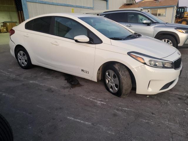 Photo 4 from auction – 2017 KIA FORTE LX with VIN 3KPFK4A79HE059073