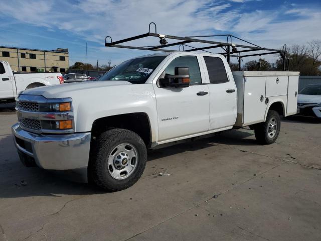 CHEVROLET SILVERADO 2019 with VIN 2GC2CREGXK1133768 - Photo from auction