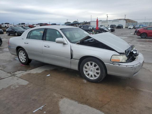 Photo 4 from auction – 2011 LINCOLN TOWN CAR S with VIN 2LNBL8CV4BX764553