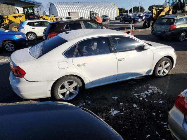 Photo 3 from auction – 2014 VOLKSWAGEN PASSAT S with VIN 1VWAT7A31EC022556