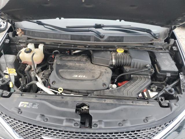 Photo 12 from auction – 2017 CHRYSLER PACIFICA T with VIN 2C4RC1DG6HR677115