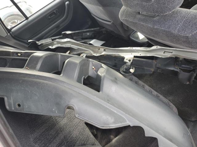 Photo 12 from auction – 2000 HONDA CR-V LX with VIN JHLRD1844YC044153