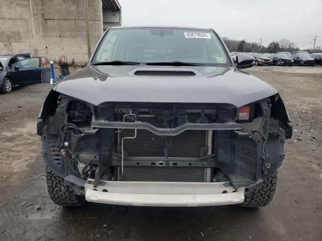 Photo 5 from auction – 2015 TOYOTA 4RUNNER SR with VIN JTEBU5JR3F5254431
