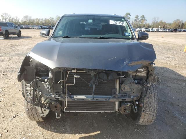 Photo 5 from auction – 2018 TOYOTA 4RUNNER SR with VIN JTEZU5JR9J5176180
