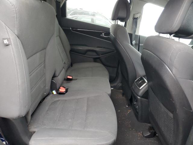 Photo 10 from auction – 2016 KIA SORENTO LX with VIN 5XYPGDA34GG033923