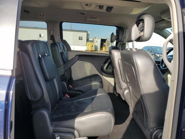 Photo 11 from auction – 2016 CHRYSLER TOWN & COU with VIN 2C4RC1BG7GR164618