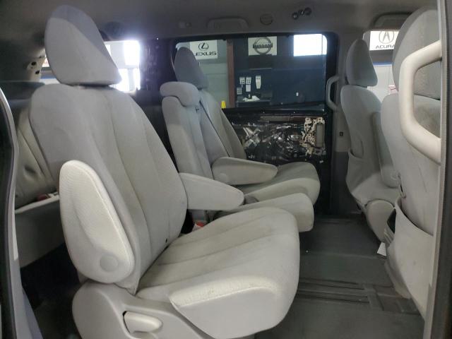 Photo 11 from auction – 2011 TOYOTA SIENNA LE with VIN 5TDKK3DC3BS077745